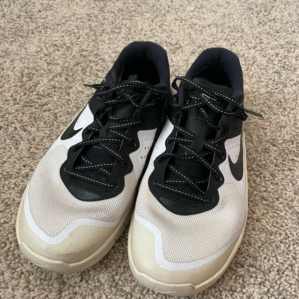 Nike metcons